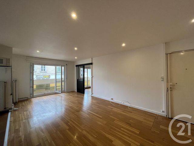 Appartement T4 à louer - 4 pièces - 78,15 m2 - Bordeaux - 33 - AQUITAINE